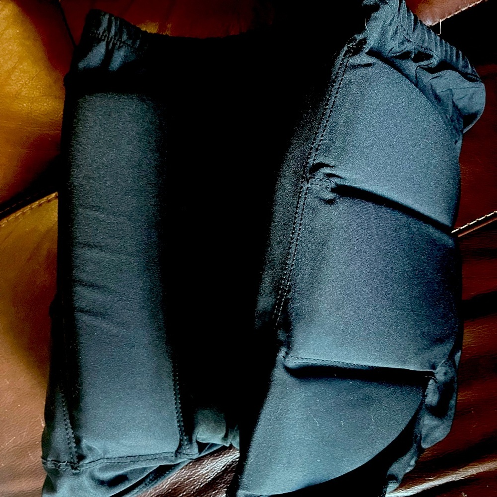 Figure skating protective pants (butt crush).